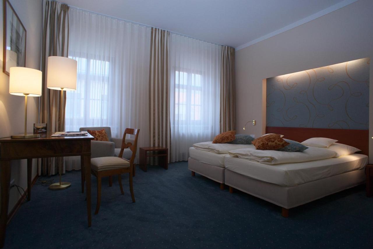 Hotel Martha Drezda Szoba fotó